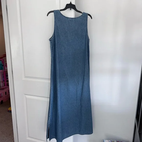 Embroidered Denim Maxi Dress Sleeveless Scoop Neck Size L - Picture 8 of 10